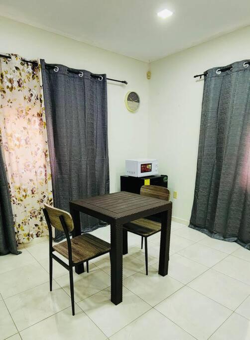 Studio Apartment Near The Beach Ян-Тил Экстерьер фото